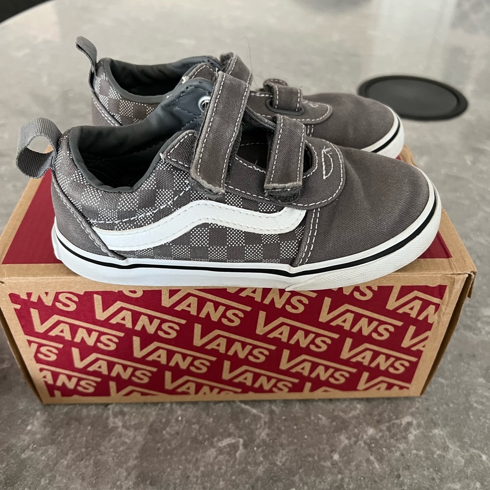 Vans Ward V